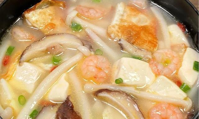 白玉菇鸡蛋豆腐汤怎么做？有哪些健康益处？  第2张