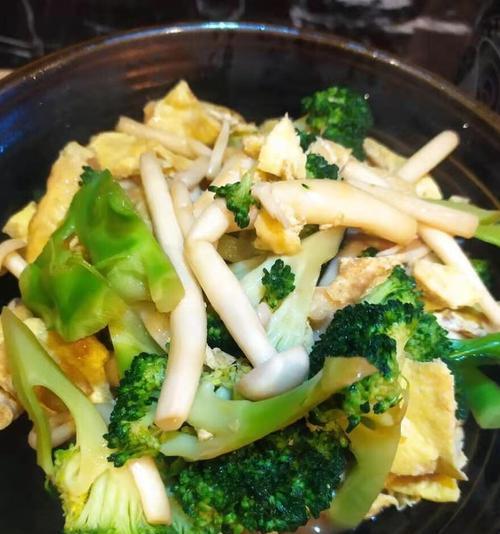 白玉菇炒乌鸡片怎么做？步骤和技巧有哪些？  第3张