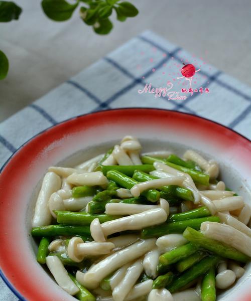 白玉菇炒肉丝怎么做？步骤和技巧有哪些？  第1张