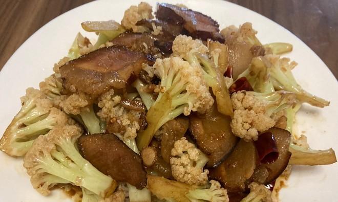 白胖子花菜怎么做？有哪些简单易学的食谱推荐？  第2张