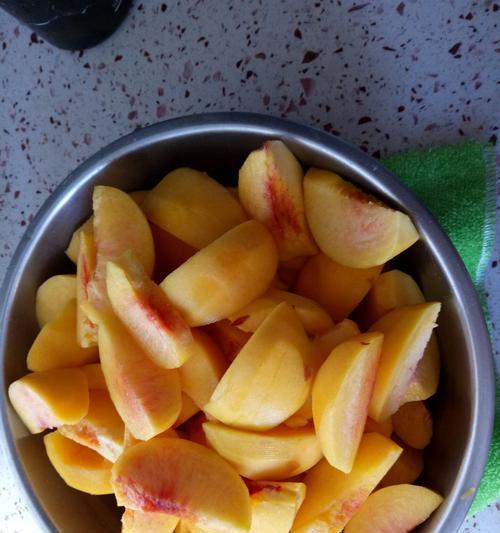 自制水果罐头：新鲜果味，营养美味一次过  第1张