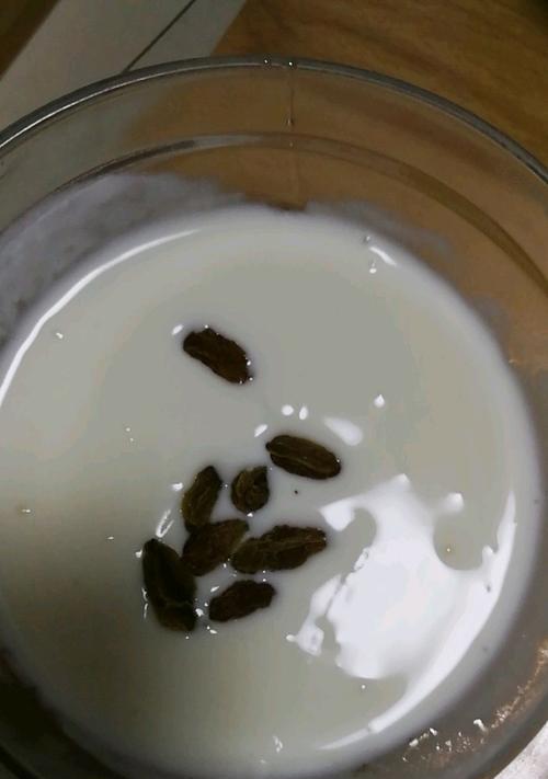 自制手工酸奶，享受健康生活（简单易学的酸奶制作方法，营养美味的自制酸奶）  第2张