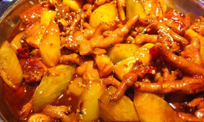 自制肉蟹煲，鲜香美味大享受（家庭厨房也能做的鲜美美食）  第1张