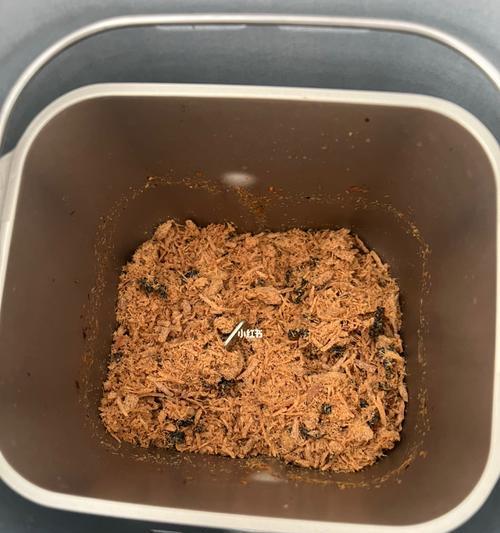 手把手教你制作肉松炒锅版与面包机版（掌握制作肉松的方法，做出口感独特的美食）  第2张