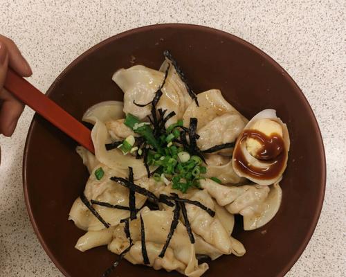 自制驱蚊露的方法（用天然材料制作的DIY驱蚊露）  第2张