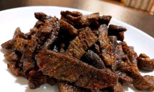 自制牛肉干的制作方法（口感鲜美的牛肉干如何制作）  第2张
