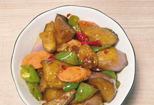 自制茄子干的做法（做法简单易学，美味可口的茄子干制作方法）  第2张