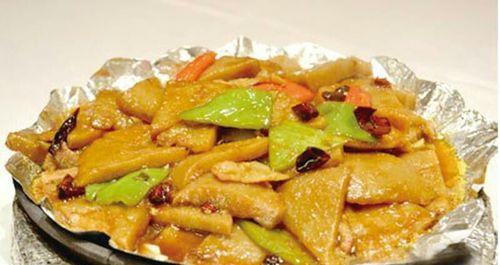 如何自制美味荞面灌肠（一起学习制作荞面灌肠，享受美味佳肴）  第2张
