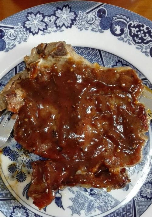 自制煎牛排的做法是什么？如何确保牛排煎得恰到好处？  第3张