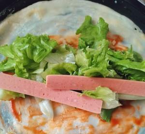 自制煎饼果子的做法？步骤详解和常见问题解答？  第2张
