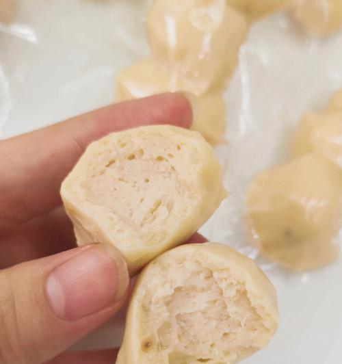 自制鸡脯丸的做法是什么？如何确保口感鲜美？