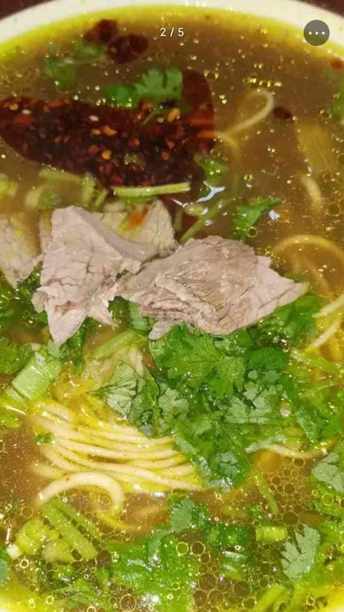 自制黄汤拉面怎么做？有哪些步骤和技巧？  第3张