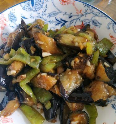 自制红烧茄子怎么做？步骤和技巧有哪些？  第3张