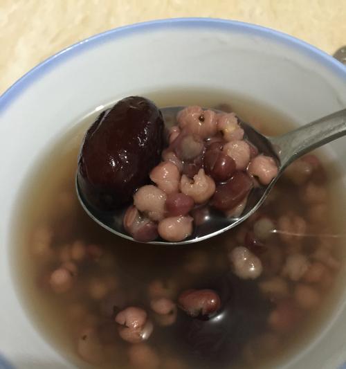 自制红豆薏米粉的做法是什么？如何制作健康美味的红豆薏米粉？  第3张