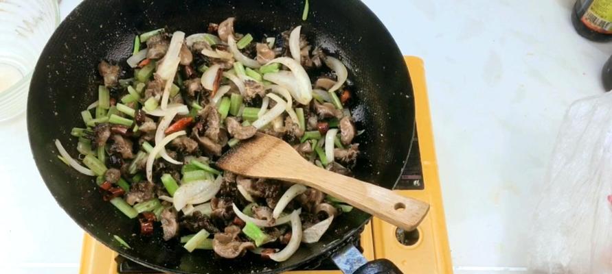 孜然炒鸡胗怎么做？步骤和技巧有哪些？  第2张