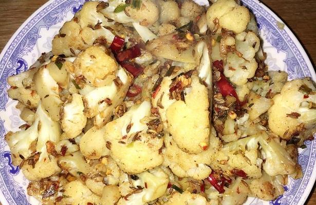 孜然菜花怎么做？步骤和技巧有哪些？