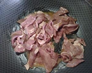 煮猪心的做法是什么？如何确保猪心煮得又嫩又入味？