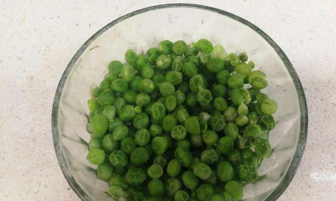 煮鲜碗豆的做法是什么？如何煮出鲜嫩可口的碗豆？  第3张