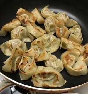 煮冷冻饺子不沾锅的方法是什么？如何做出不粘锅的冷冻饺子？  第2张
