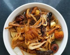 煮鸡油菌怎么做？步骤和技巧有哪些？  第1张