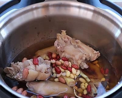 煮黄豆怎么做才软糯？有哪些小技巧？  第2张
