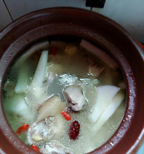 竹笋椰子鸡汤怎么做？有哪些步骤和技巧？  第2张