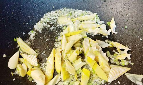 竹笋辣椒炒肉怎么做？步骤和技巧有哪些？  第3张