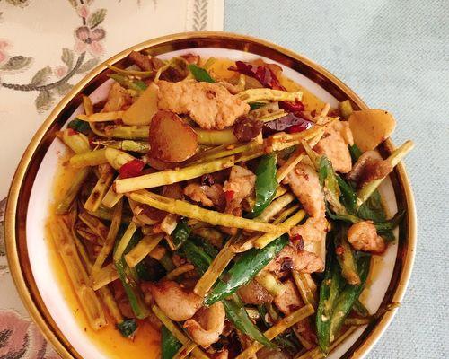 竹笋炒肉片怎么做？步骤和技巧有哪些？  第3张