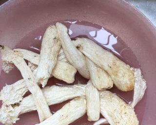 竹蓀炒肉怎么做？步骤和技巧有哪些？  第3张