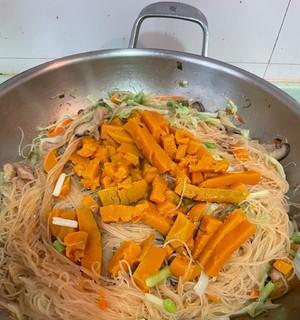 蒸米粉的做法是什么？如何蒸出软糯可口的米粉？  第1张