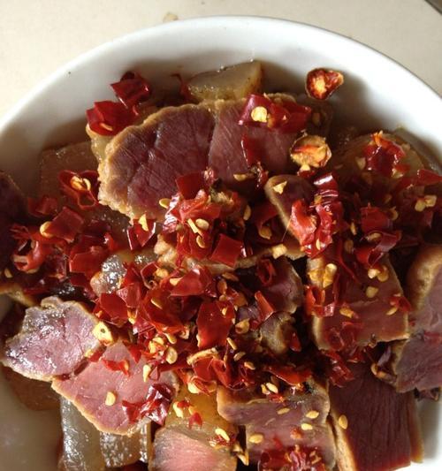 蒸腊肉的做法是什么？如何蒸制出美味的腊肉？  第2张