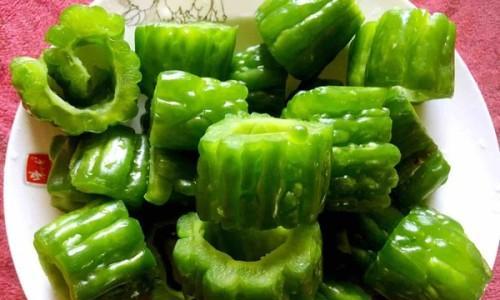 蒸苦瓜怎么做才好吃？步骤和技巧是什么？  第3张
