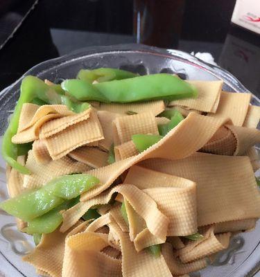 蒸烤鲜肉豆皮怎么做？步骤和技巧有哪些？  第3张
