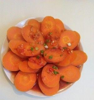 蒸胡萝卜叶怎么做？步骤和技巧有哪些？  第3张