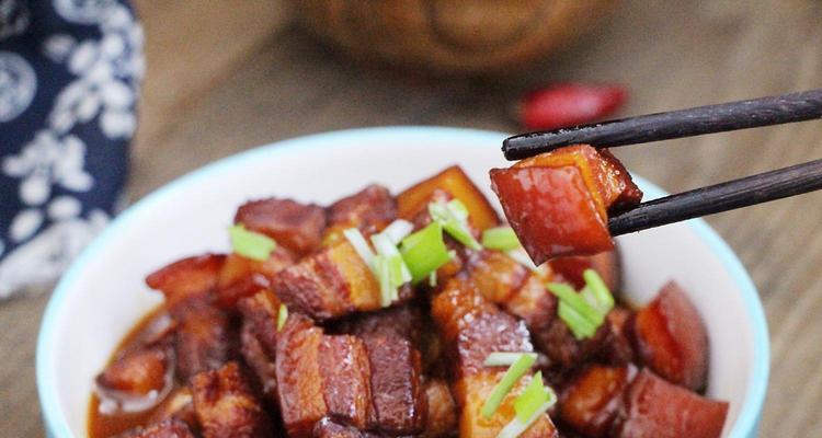 蒸红烧肉的做法是什么？如何蒸出鲜嫩多汁的红烧肉？  第2张