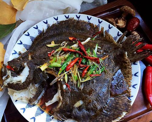 蒸多宝鱼的做法是什么？如何确保鱼肉鲜嫩多汁？  第3张