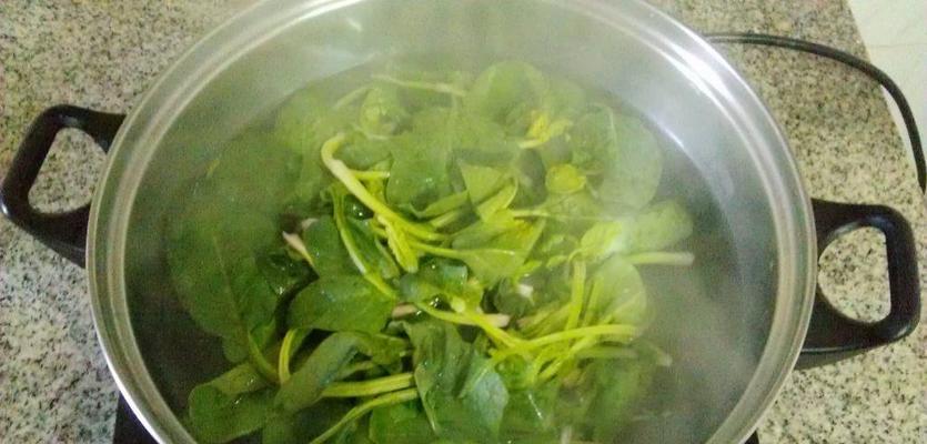 蒸菠菜的做法是什么？如何蒸出鲜嫩可口的菠菜？