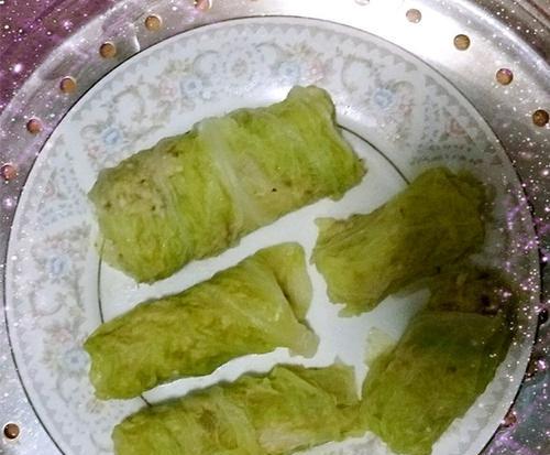 蒸白菜卷的做法是什么？步骤详解及常见问题解答？