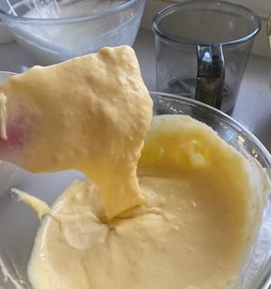 枕头蛋糕怎么做？有哪些简单易学的步骤？  第3张