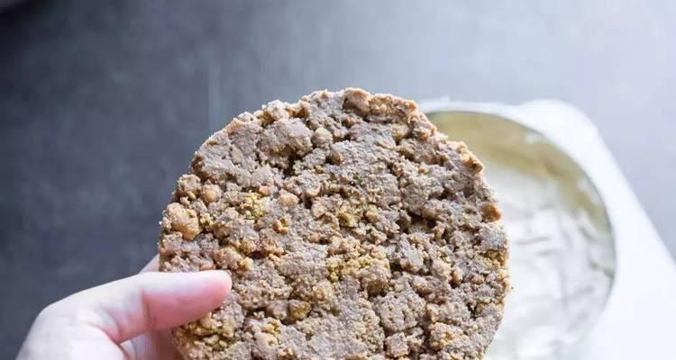 榛子蛋糕怎么做？有哪些步骤和技巧？  第3张