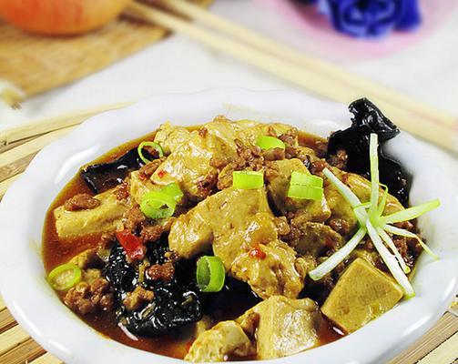 珍珠豆腐箱怎么做？步骤和技巧有哪些？