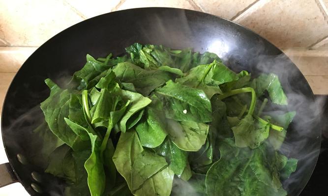 珍选捞汁菠菜怎么做？有哪些步骤和技巧？  第3张