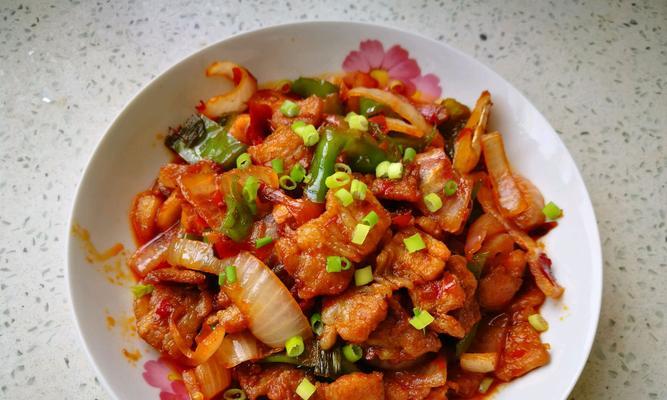 油条回锅肉的做法是什么？如何在家轻松制作？  第3张