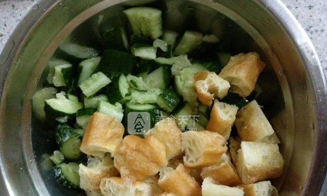 油条拌黄瓜怎么做？有哪些步骤和技巧？  第2张