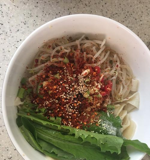 油泼辣面怎么做？步骤详解和常见问题解答？  第2张