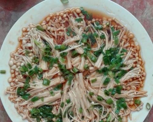 油泼金针菇怎么做？步骤和技巧是什么？  第2张
