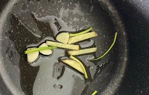 油面筋炒青菜怎么做？步骤和技巧是什么？  第3张