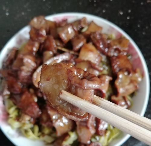 油焖五花肉怎么做？步骤详解和常见问题解答？  第2张