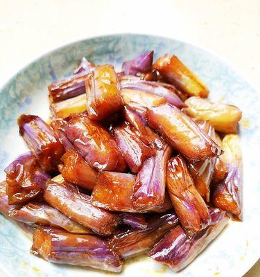 油焖茄子怎么做才入味？步骤详解与常见问题解答？