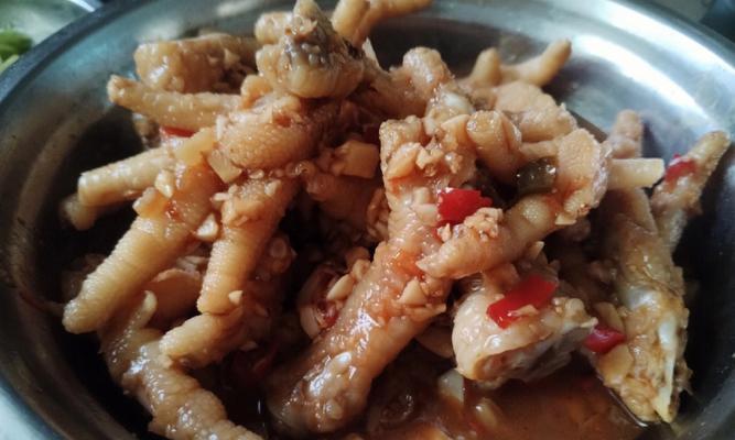 油焖鸡爪怎么做才入味？详细步骤解析！  第3张